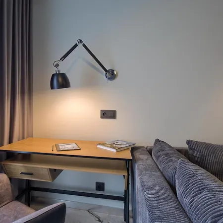Small Venice Apartment
